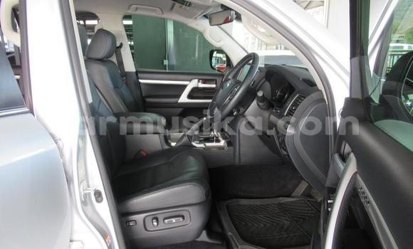 Buy Used Toyota Land Cruiser Prado Silver Car in Harare in Harare Buy Used Toyota Land Cruiser Prado Silver Car in Harare in Harare