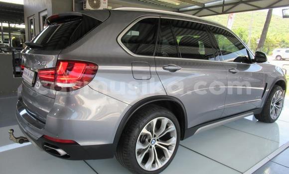 Tenga Tsaru BMW X5 M Sirivha Mota in Belvedere in Harare Tenga Tsaru BMW X5 M Sirivha Mota in Belvedere in Harare