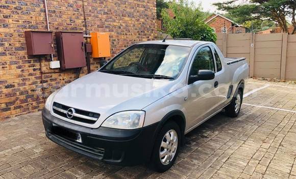 Tenga Tsaru Opel Corsa Sirivha Mota in Beitbridge in Matabeleland South Tenga Tsaru Opel Corsa Sirivha Mota in Beitbridge in Matabeleland South