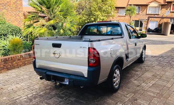 Tenga Tsaru Opel Corsa Sirivha Mota in Beitbridge in Matabeleland South Tenga Tsaru Opel Corsa Sirivha Mota in Beitbridge in Matabeleland South