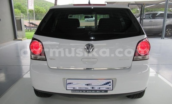 Buy Used Volkswagen Polo White Car in Belvedere in Harare Buy Used Volkswagen Polo White Car in Belvedere in Harare