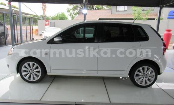 Buy Used Volkswagen Polo White Car in Belvedere in Harare Buy Used Volkswagen Polo White Car in Belvedere in Harare