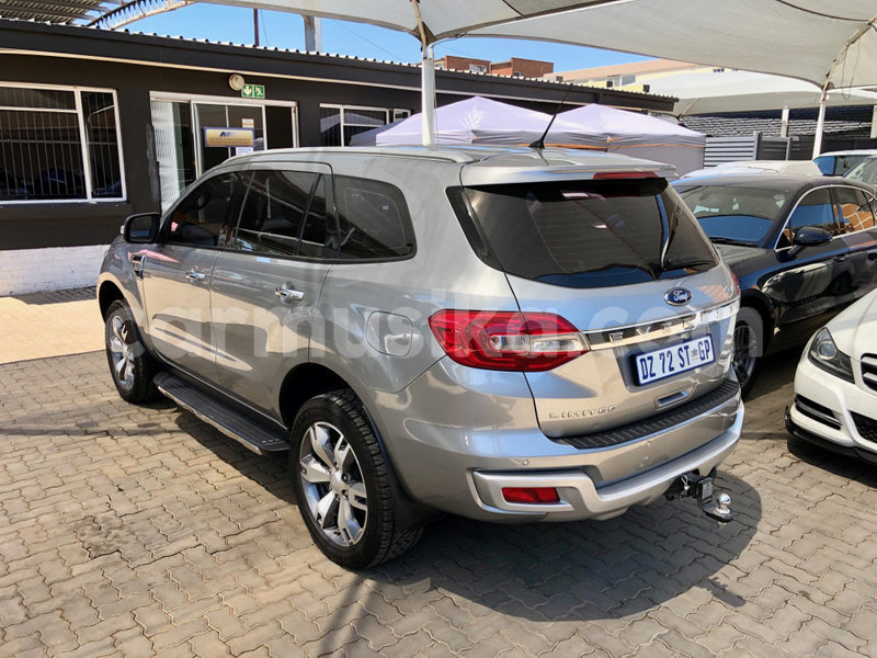 Big with watermark ford everest matabeleland south beitbridge 11485