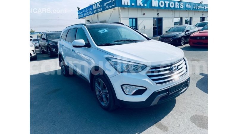 Big with watermark hyundai santa fe harare import dubai 11490