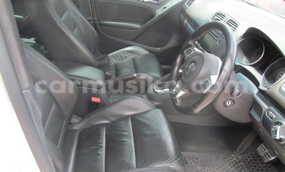 Tenga Tsaru Volkswagen Golf Chena Mota in Beitbridge in Matabeleland South Tenga Tsaru Volkswagen Golf Chena Mota in Beitbridge in Matabeleland South