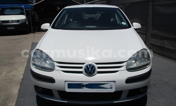 Nunua Ilio tumika Volkswagen Golf Nyeupe Gari ndani ya Beitbridge nchini Matabeleland Kusini Nunua Ilio tumika Volkswagen Golf Nyeupe Gari ndani ya Beitbridge nchini Matabeleland Kusini