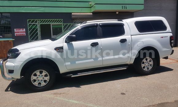 Acheter Occasion Voiture Ford Ranger Blanc à Bulawayo, Bulawayo Acheter Occasion Voiture Ford Ranger Blanc à Bulawayo, Bulawayo