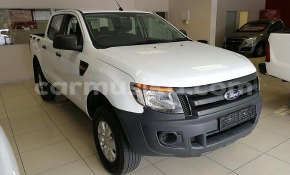 Nunua Ilio tumika Ford Ranger Nyeupe Gari ndani ya Bulawayo nchini Bulawayo Nunua Ilio tumika Ford Ranger Nyeupe Gari ndani ya Bulawayo nchini Bulawayo