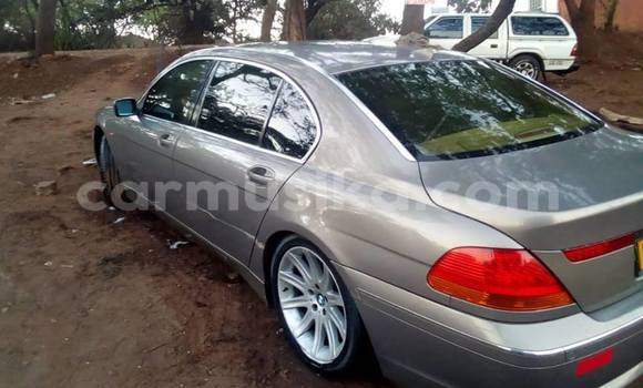 Tenga Tsaru BMW 7er Zvimwe Mota in Harare in Harare Tenga Tsaru BMW 7er Zvimwe Mota in Harare in Harare