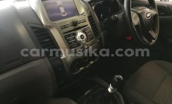 Acheter Occasion Voiture Ford Ranger Blanc à Beitbridge, Matabeleland South Acheter Occasion Voiture Ford Ranger Blanc à Beitbridge, Matabeleland South