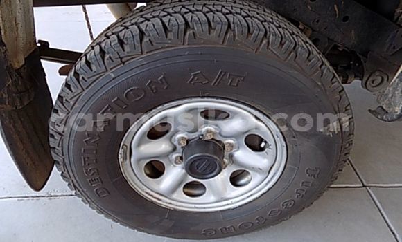 Nunua Ilio tumika Nissan NP 300 Nyeupe Gari ndani ya Bulawayo nchini Bulawayo Nunua Ilio tumika Nissan NP 300 Nyeupe Gari ndani ya Bulawayo nchini Bulawayo