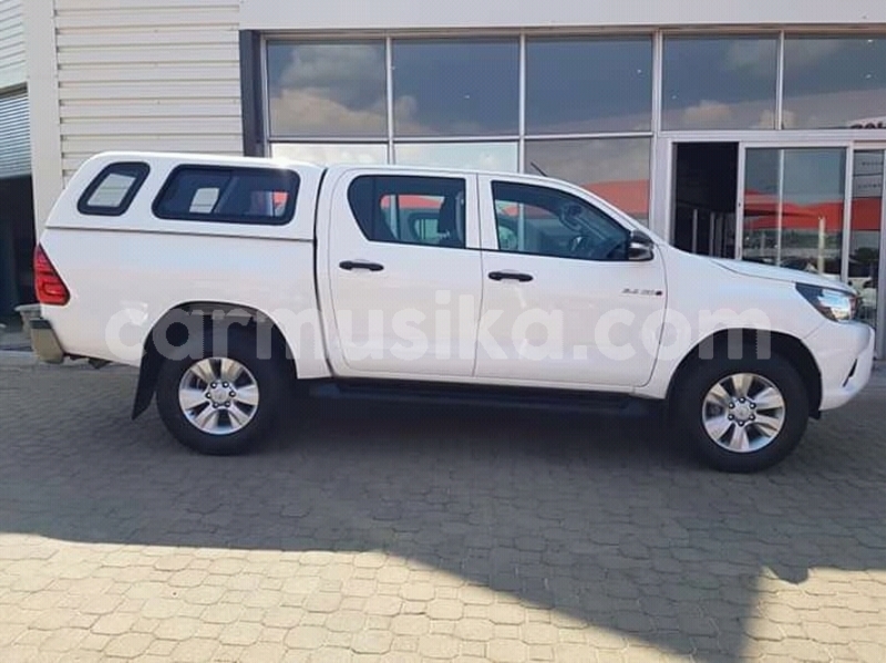 Big with watermark toyota hilux matabeleland south beitbridge 11528