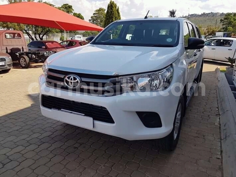 Big with watermark toyota hilux matabeleland south beitbridge 11528