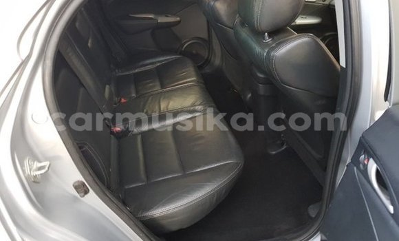 Tenga Tsaru Honda Civic Sirivha Mota in Beitbridge in Matabeleland South Tenga Tsaru Honda Civic Sirivha Mota in Beitbridge in Matabeleland South