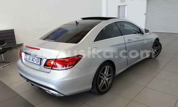 Buy Used Mercedes‒Benz E-klasse AMG Silver Car in Beitbridge in Matabeleland South Buy Used Mercedes‒Benz E-klasse AMG Silver Car in Beitbridge in Matabeleland South