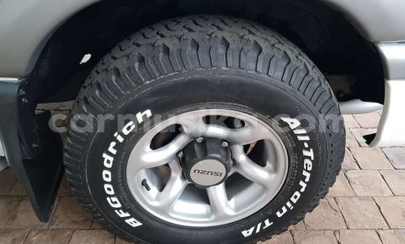 Acheter Occasion Voiture Isuzu KB Blanc à Beitbridge, Matabeleland South Acheter Occasion Voiture Isuzu KB Blanc à Beitbridge, Matabeleland South