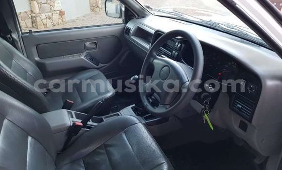 Acheter Occasion Voiture Isuzu KB Blanc à Beitbridge, Matabeleland South Acheter Occasion Voiture Isuzu KB Blanc à Beitbridge, Matabeleland South