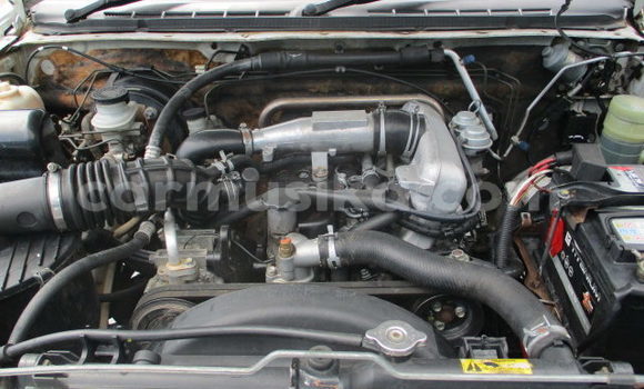 Acheter Occasion Voiture Isuzu KB Blanc à Bulawayo, Bulawayo Acheter Occasion Voiture Isuzu KB Blanc à Bulawayo, Bulawayo