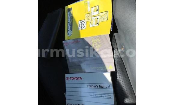 Nunua Ilio tumika Toyota Runx Fedha Gari ndani ya Bulawayo nchini Bulawayo Nunua Ilio tumika Toyota Runx Fedha Gari ndani ya Bulawayo nchini Bulawayo