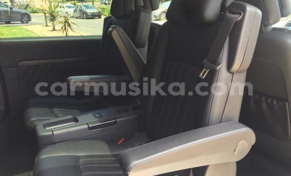 Acheter Occasion Voiture Mercedes‒Benz Viano Gris à Beitbridge, Matabeleland South Acheter Occasion Voiture Mercedes‒Benz Viano Gris à Beitbridge, Matabeleland South