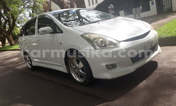 Buy Used Toyota Wish White Car in Harare in Harare Buy Used Toyota Wish White Car in Harare in Harare