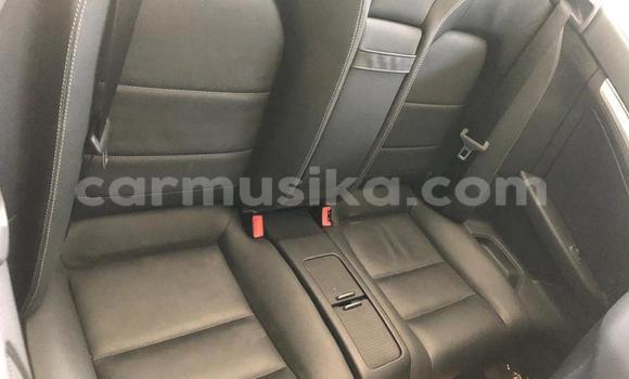 Acheter Occasion Voiture Mercedes‒Benz E–Class Blanc à Bulawayo, Bulawayo Acheter Occasion Voiture Mercedes‒Benz E–Class Blanc à Bulawayo, Bulawayo