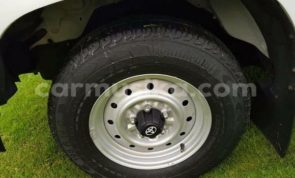 Acheter Occasion Voiture Toyota Hilux Blanc à Bulawayo, Bulawayo Acheter Occasion Voiture Toyota Hilux Blanc à Bulawayo, Bulawayo