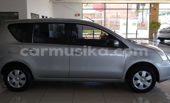 Tenga Tsaru Nissan Livina Sirivha Mota in Beitbridge in Matabeleland South Tenga Tsaru Nissan Livina Sirivha Mota in Beitbridge in Matabeleland South