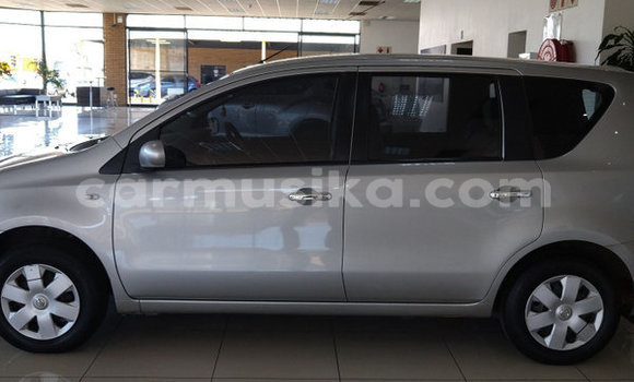 Tenga Tsaru Nissan Livina Sirivha Mota in Beitbridge in Matabeleland South Tenga Tsaru Nissan Livina Sirivha Mota in Beitbridge in Matabeleland South