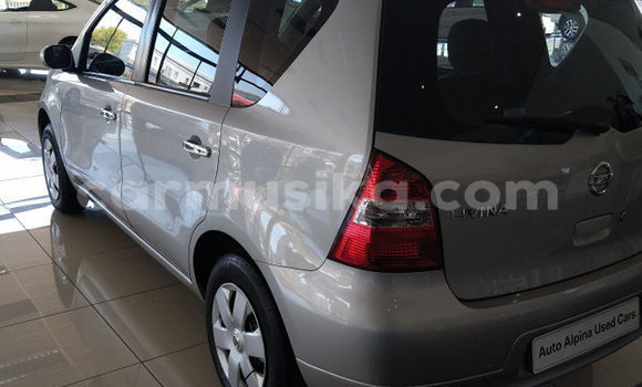 Tenga Tsaru Nissan Livina Sirivha Mota in Beitbridge in Matabeleland South Tenga Tsaru Nissan Livina Sirivha Mota in Beitbridge in Matabeleland South