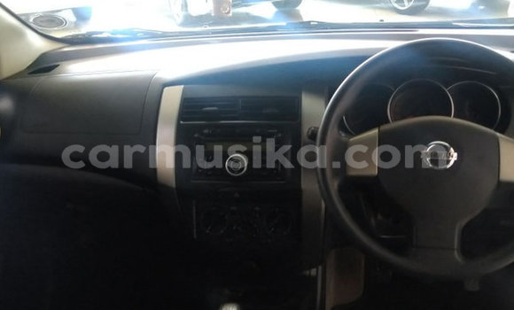 Tenga Tsaru Nissan Livina Sirivha Mota in Beitbridge in Matabeleland South Tenga Tsaru Nissan Livina Sirivha Mota in Beitbridge in Matabeleland South