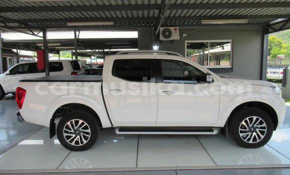Tenga Tsaru Nissan Navara Chena Mota in Beitbridge in Matabeleland South Tenga Tsaru Nissan Navara Chena Mota in Beitbridge in Matabeleland South