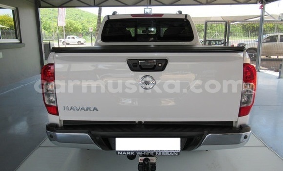 Tenga Tsaru Nissan Navara Chena Mota in Beitbridge in Matabeleland South Tenga Tsaru Nissan Navara Chena Mota in Beitbridge in Matabeleland South