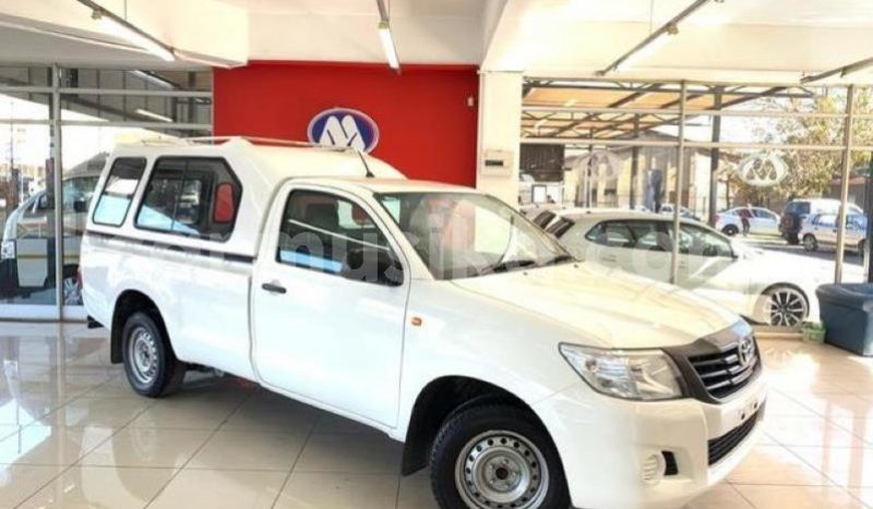 Big with watermark toyota hilux matabeleland south beitbridge 11577