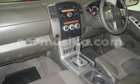 Tenga Tsaru Nissan Navara Sirivha Mota in Beitbridge in Matabeleland South Tenga Tsaru Nissan Navara Sirivha Mota in Beitbridge in Matabeleland South