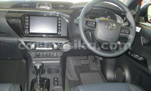 Acheter Occasion Voiture Toyota Hilux Blanc à Beitbridge, Matabeleland South Acheter Occasion Voiture Toyota Hilux Blanc à Beitbridge, Matabeleland South