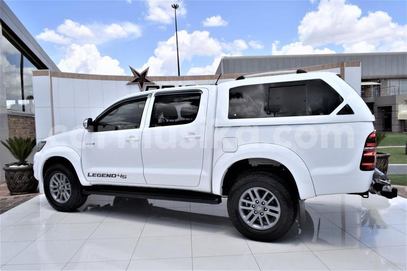 Big with watermark toyota hilux matabeleland south beitbridge 11588