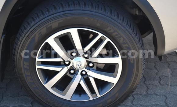 Tenga Tsaru Toyota Fortuner Sirivha Mota in Beitbridge in Matabeleland South Tenga Tsaru Toyota Fortuner Sirivha Mota in Beitbridge in Matabeleland South