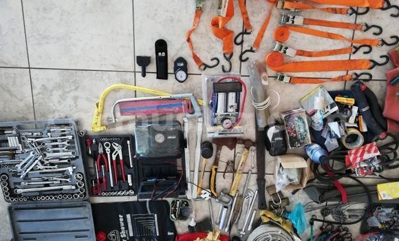 Buy Used Toyota Hilux White Car in Belvedere in Harare Buy Used Toyota Hilux White Car in Belvedere in Harare