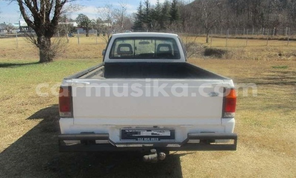 Buy Used Ford Cougar White Car in Borrowdale in Harare Buy Used Ford Cougar White Car in Borrowdale in Harare