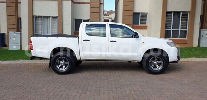 Big with watermark toyota hilux matabeleland south beitbridge 11614