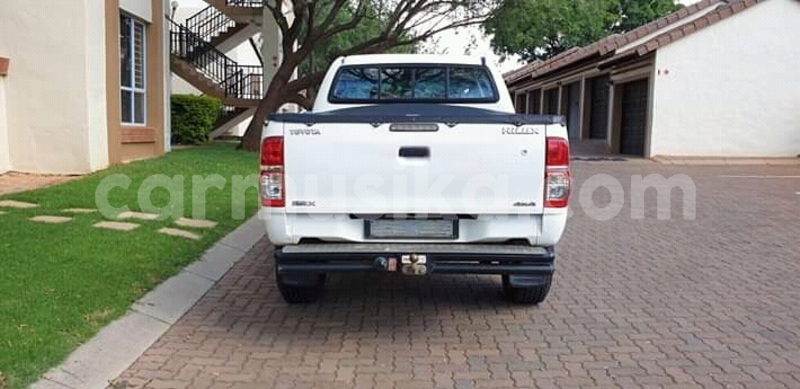 Big with watermark toyota hilux matabeleland south beitbridge 11614