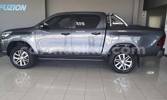 Tenga Tsaru Toyota Hilux Sirivha Mota in Beitbridge in Matabeleland South Tenga Tsaru Toyota Hilux Sirivha Mota in Beitbridge in Matabeleland South