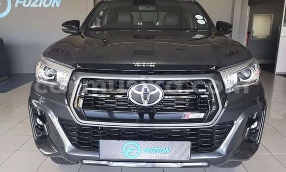 Tenga Tsaru Toyota Hilux Sirivha Mota in Beitbridge in Matabeleland South Tenga Tsaru Toyota Hilux Sirivha Mota in Beitbridge in Matabeleland South