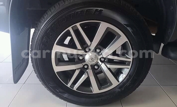 Tenga Tsaru Toyota Hilux Sirivha Mota in Beitbridge in Matabeleland South Tenga Tsaru Toyota Hilux Sirivha Mota in Beitbridge in Matabeleland South