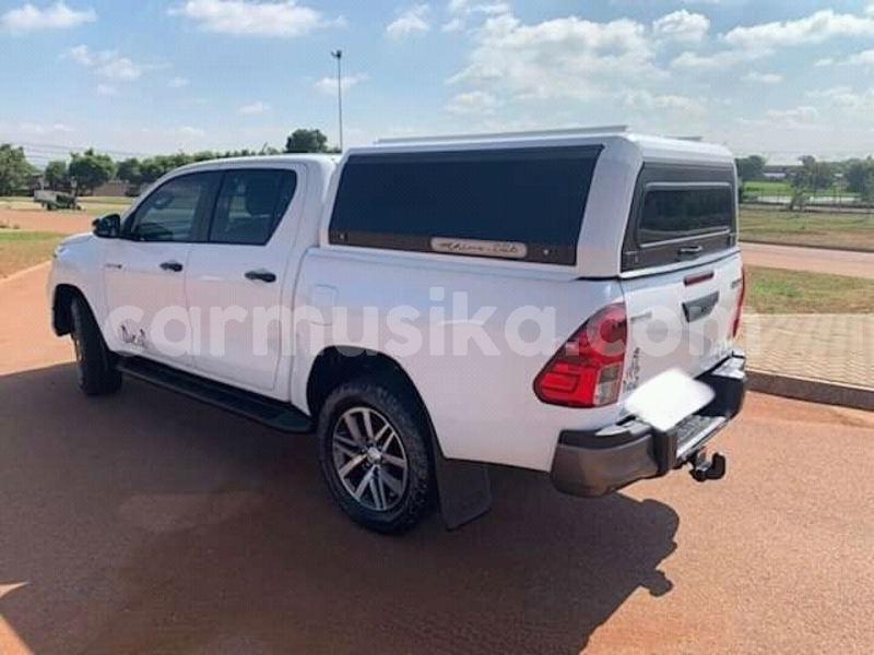 Big with watermark toyota hilux matabeleland south beitbridge 11616