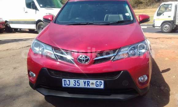 Acheter Occasion Voiture Toyota RAV4 Rouge à Beitbridge, Matabeleland South Acheter Occasion Voiture Toyota RAV4 Rouge à Beitbridge, Matabeleland South