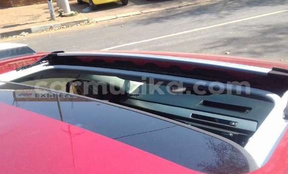 Acheter Occasion Voiture Toyota RAV4 Rouge à Beitbridge, Matabeleland South Acheter Occasion Voiture Toyota RAV4 Rouge à Beitbridge, Matabeleland South