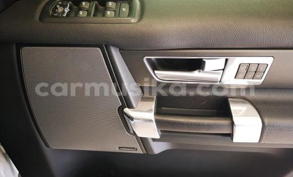 Acheter Occasion Voiture Land Rover Discovery Blanc à Beitbridge, Matabeleland South Acheter Occasion Voiture Land Rover Discovery Blanc à Beitbridge, Matabeleland South