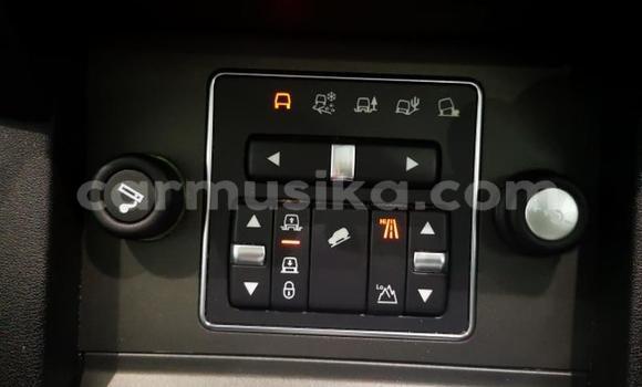 Acheter Occasion Voiture Land Rover Discovery Blanc à Beitbridge, Matabeleland South Acheter Occasion Voiture Land Rover Discovery Blanc à Beitbridge, Matabeleland South